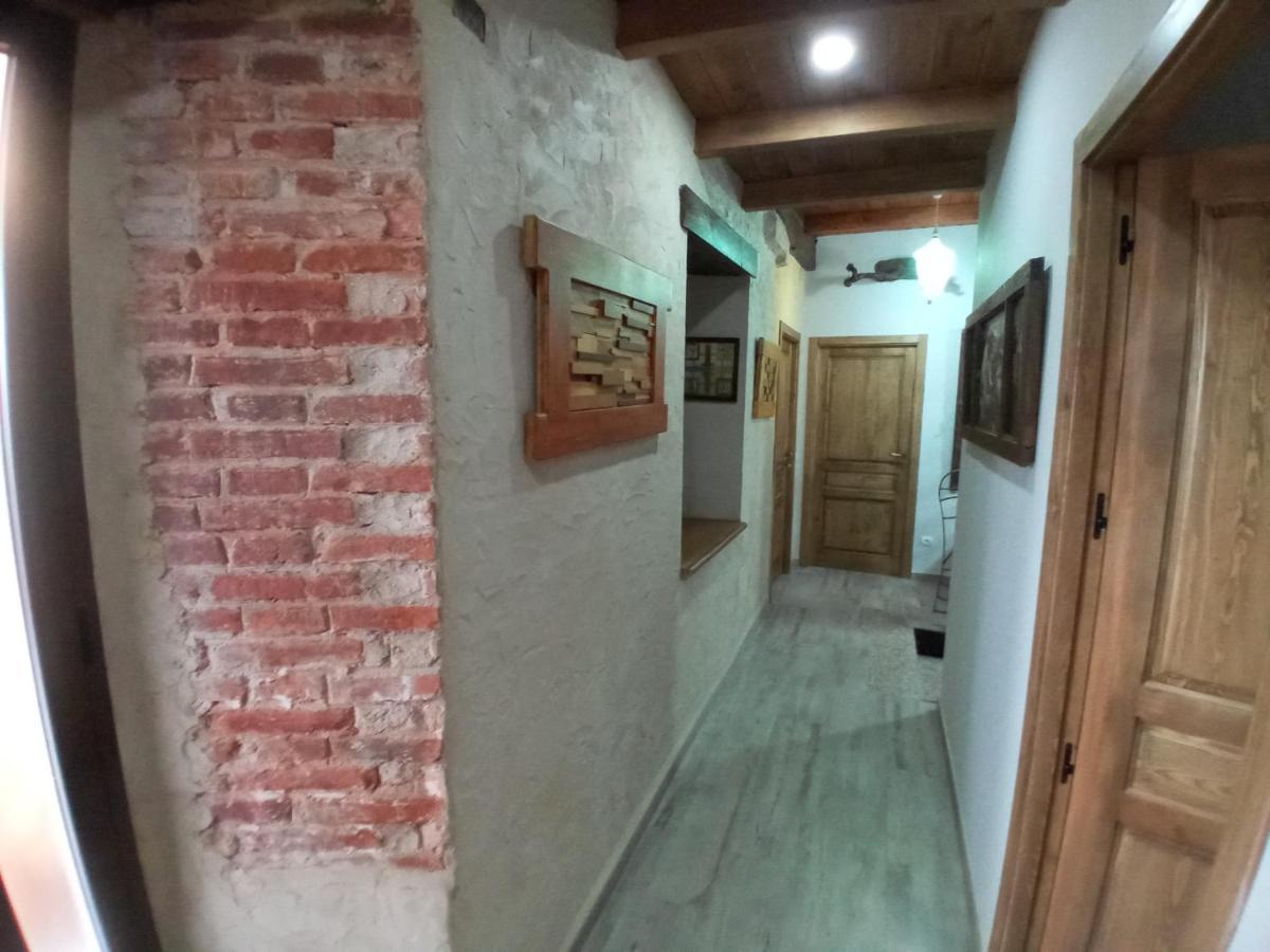 Hostal La Medina De Camponaraya Esterno foto
