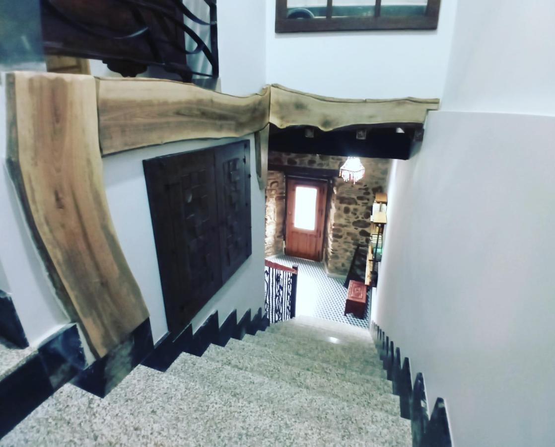 Hostal La Medina De Camponaraya Esterno foto