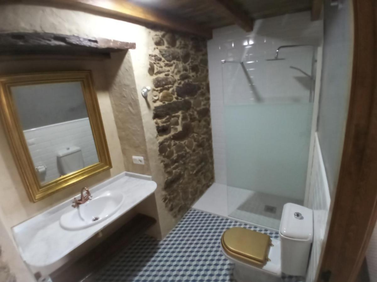 Hostal La Medina De Camponaraya Esterno foto