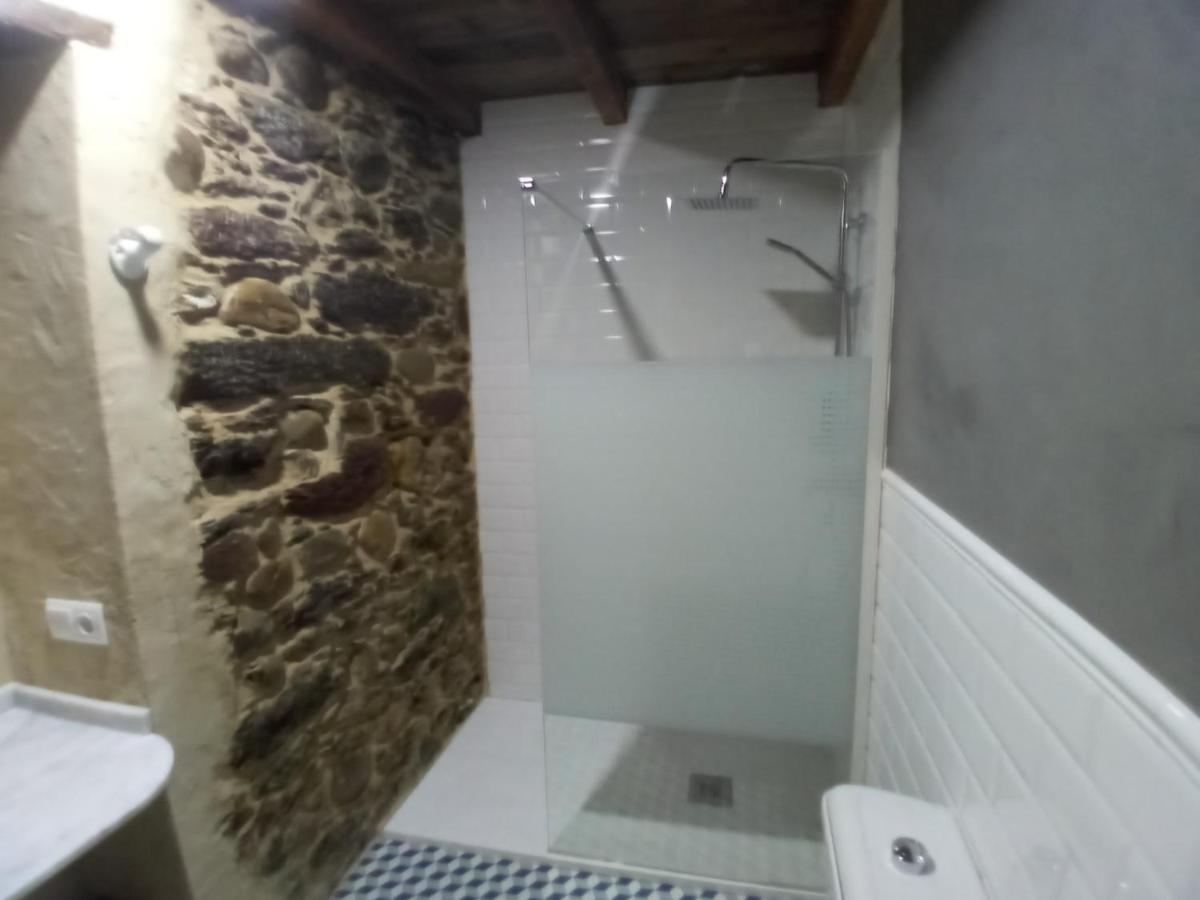 Hostal La Medina De Camponaraya Esterno foto