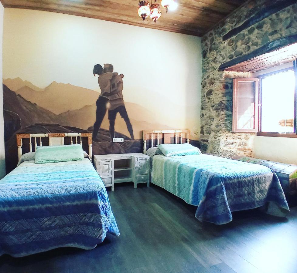 Hostal La Medina De Camponaraya Esterno foto