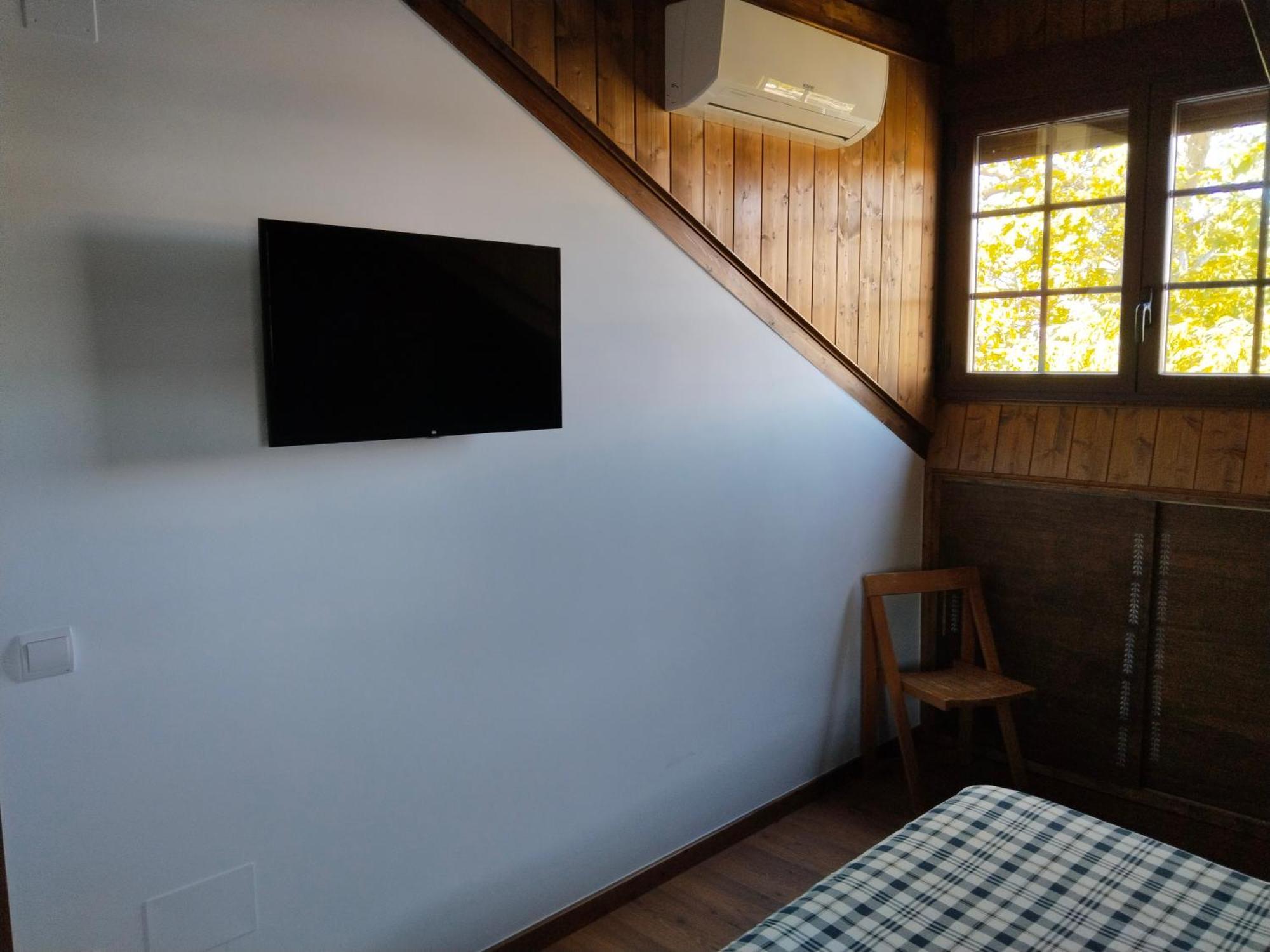 Hostal La Medina De Camponaraya Esterno foto